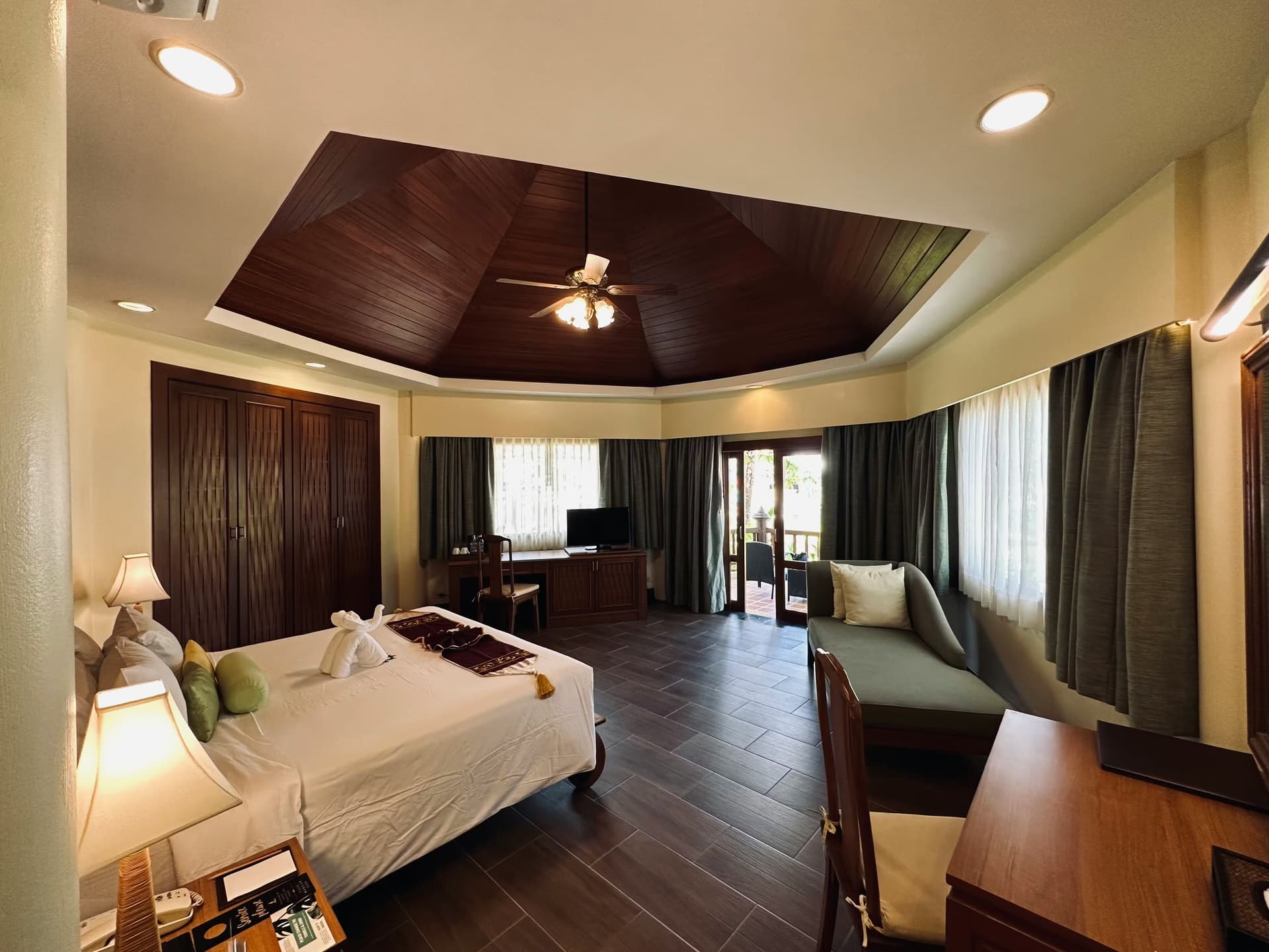 Luxury Pool Villa